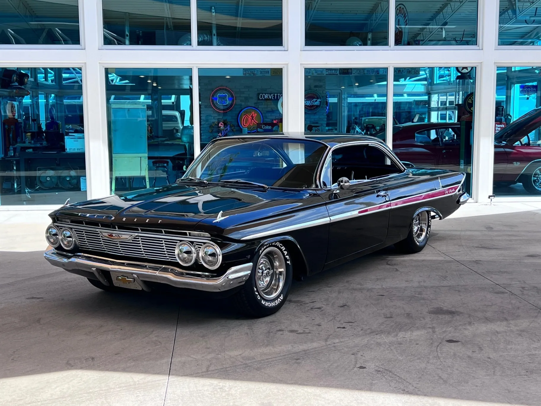 1961 Chevrolet Impala Black+Black
