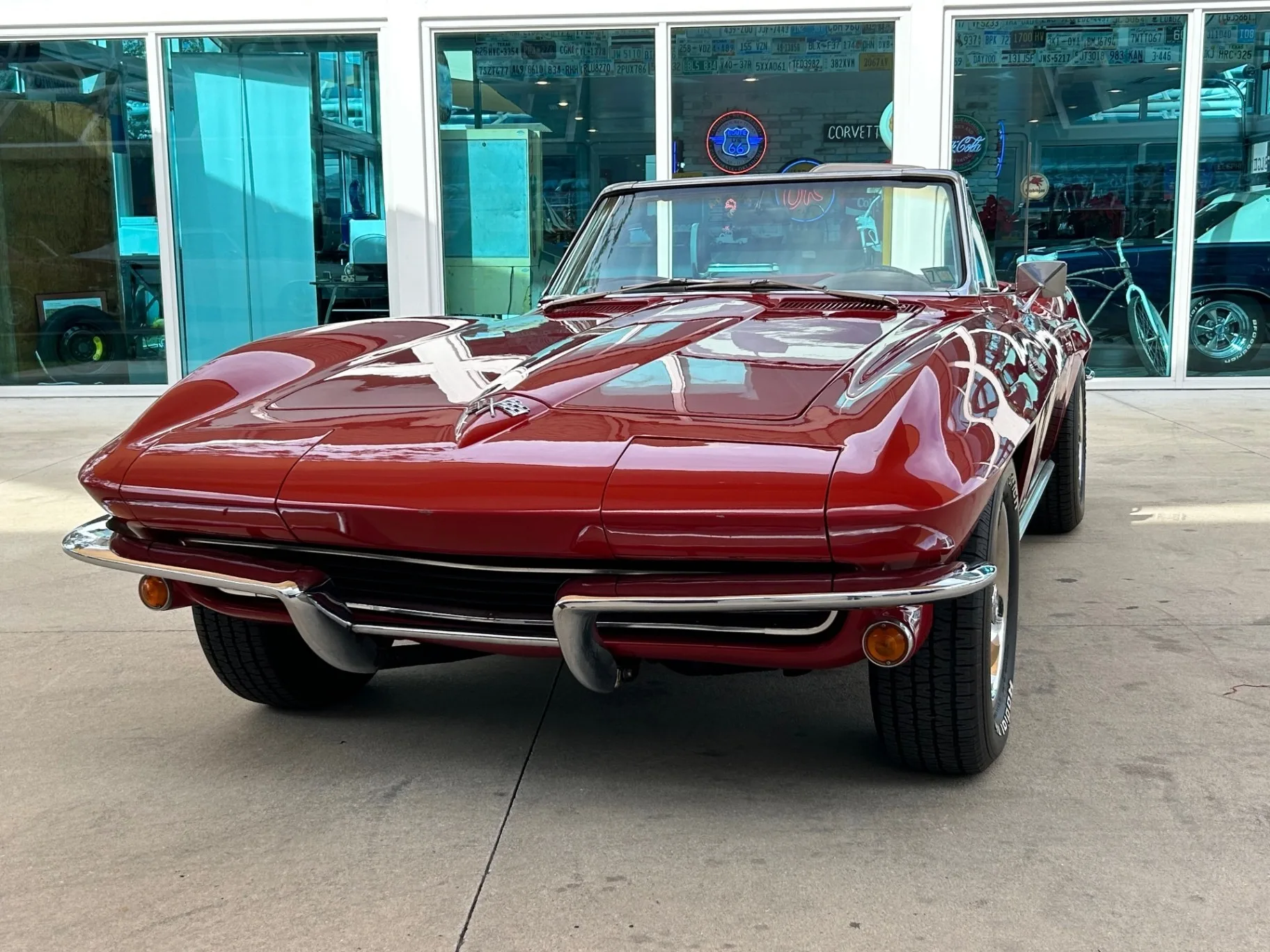 1965 Chevrolet Corvette Red&White